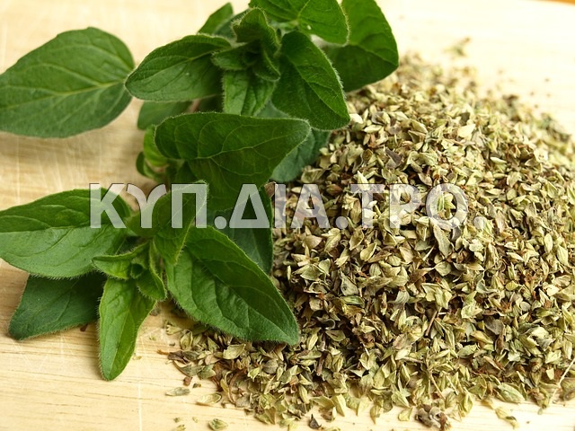 «Ρίγανη, το αρωματικό φυτό που χαρακτηρίζει τη συνταγή» <br/> Πηγή: https://pixabay.com/en/oregano-herbs-kitchen-cook-321037/
